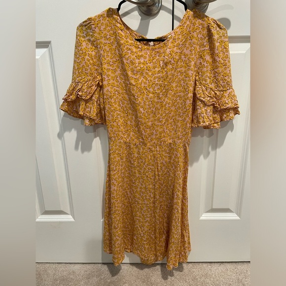 Auguste Dean Goldie Mini Dress in Yellow size 2 - Picture 4 of 10